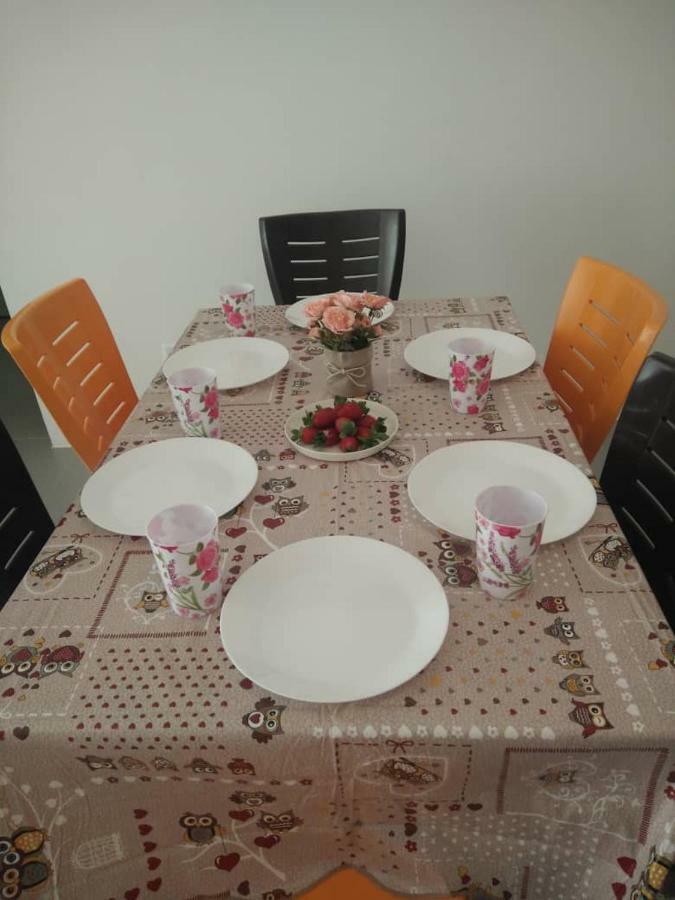 Casa D'One Homestay D Pasar Malam 金马仑高原 外观 照片